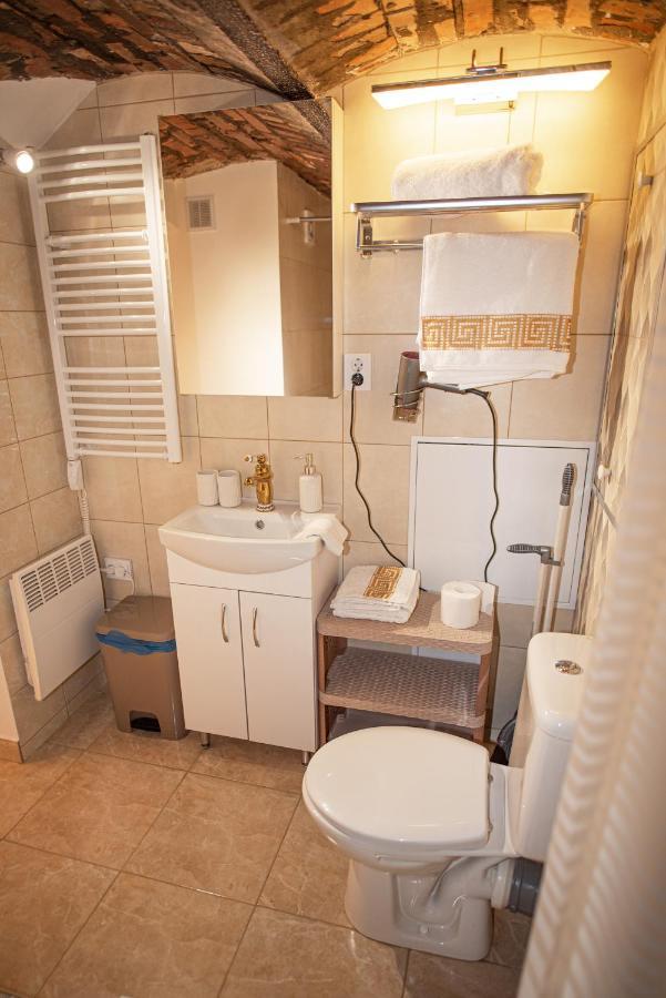 Lapiu Ola Apartment Utena Bagian luar foto