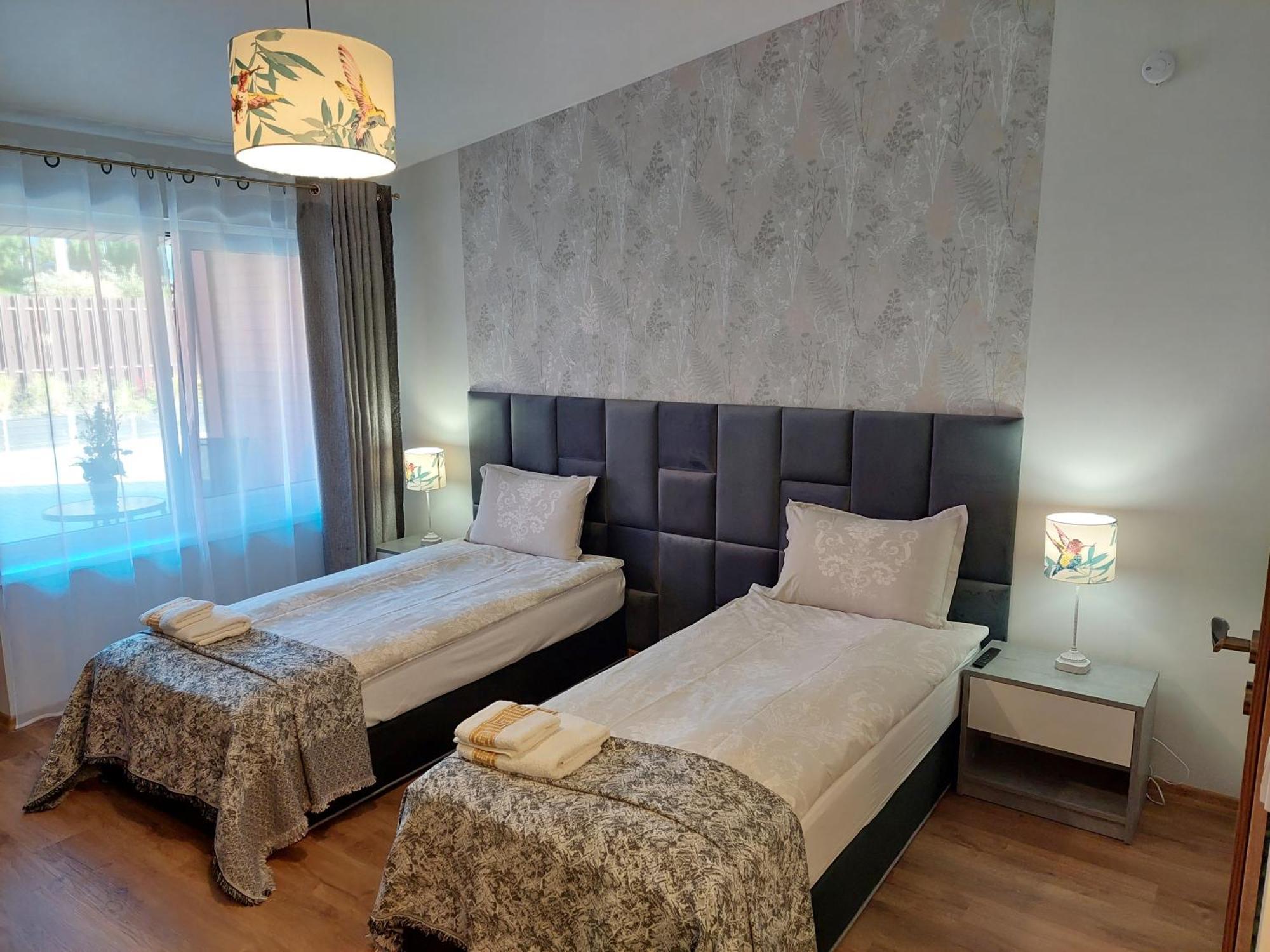 Lapiu Ola Apartment Utena Bagian luar foto