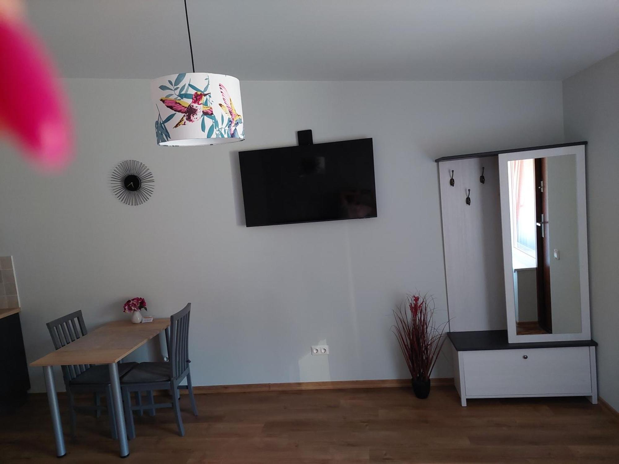 Lapiu Ola Apartment Utena Bagian luar foto